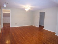 748B Living room